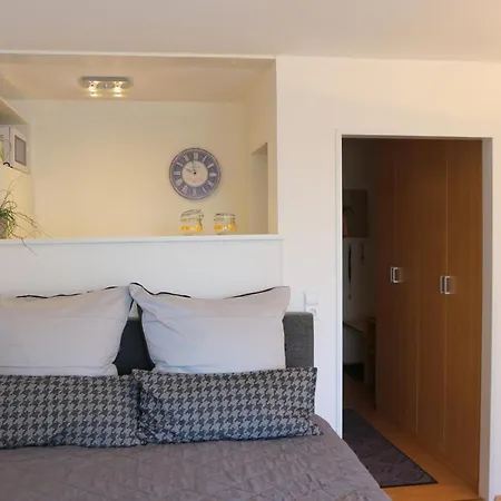 Rosenalm 256